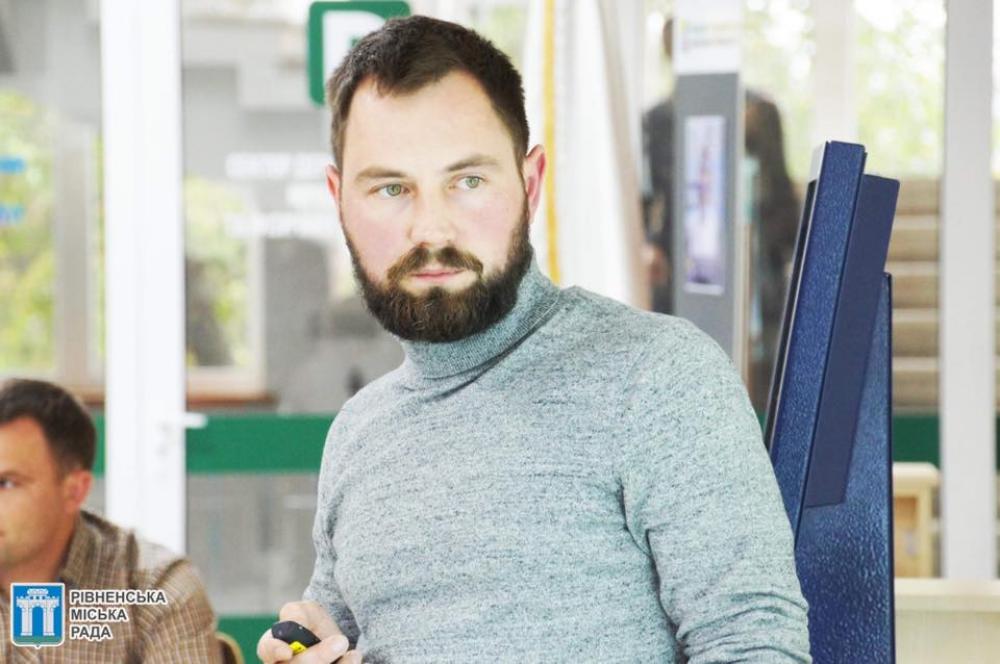 Дмитро Котляров