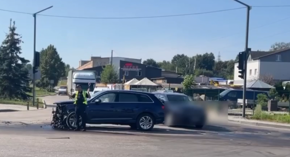 Скріншот із відео