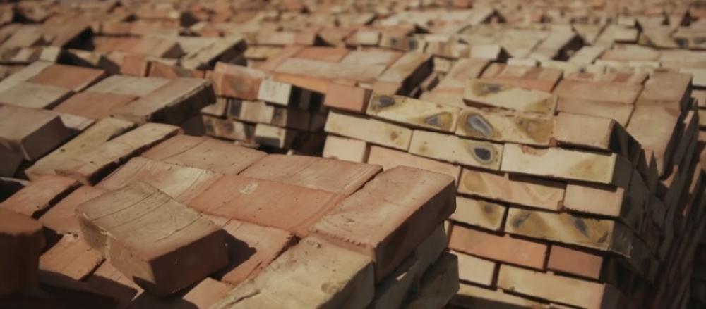 скріншот з відео