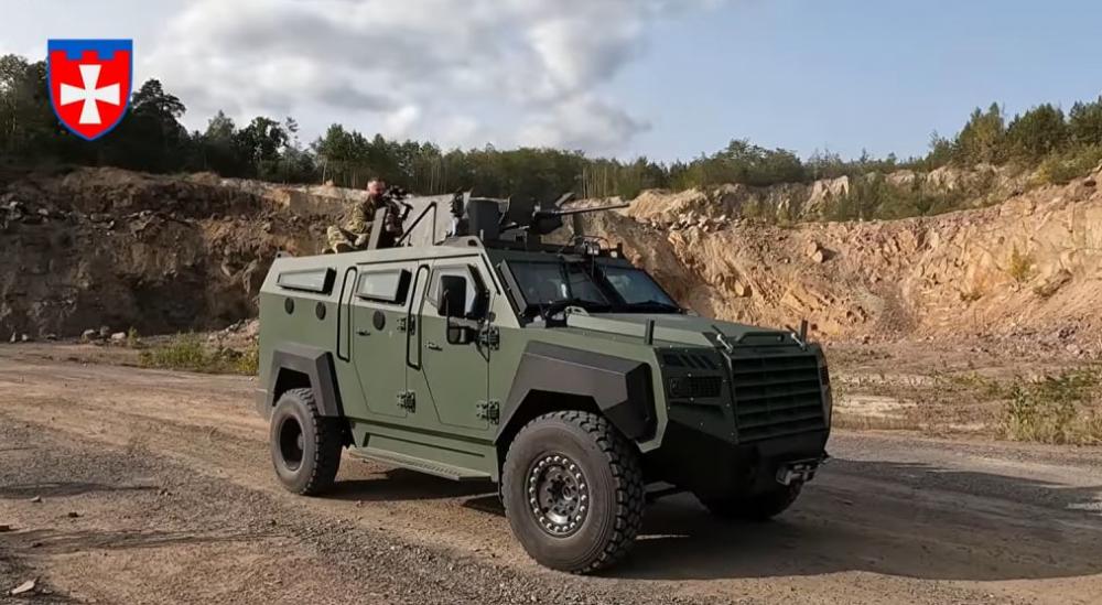 скріншот з відео