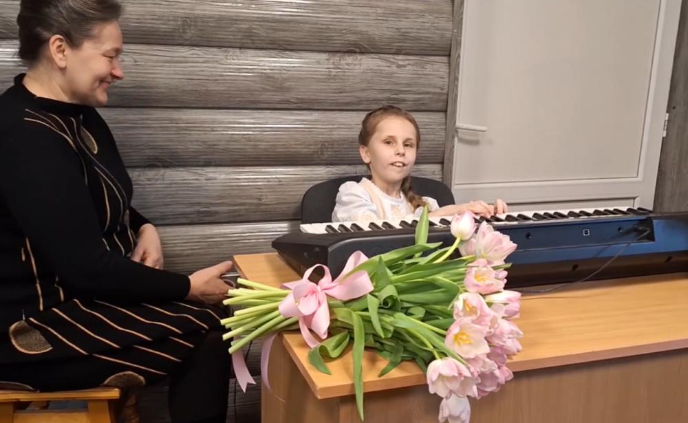 скріншот з відео